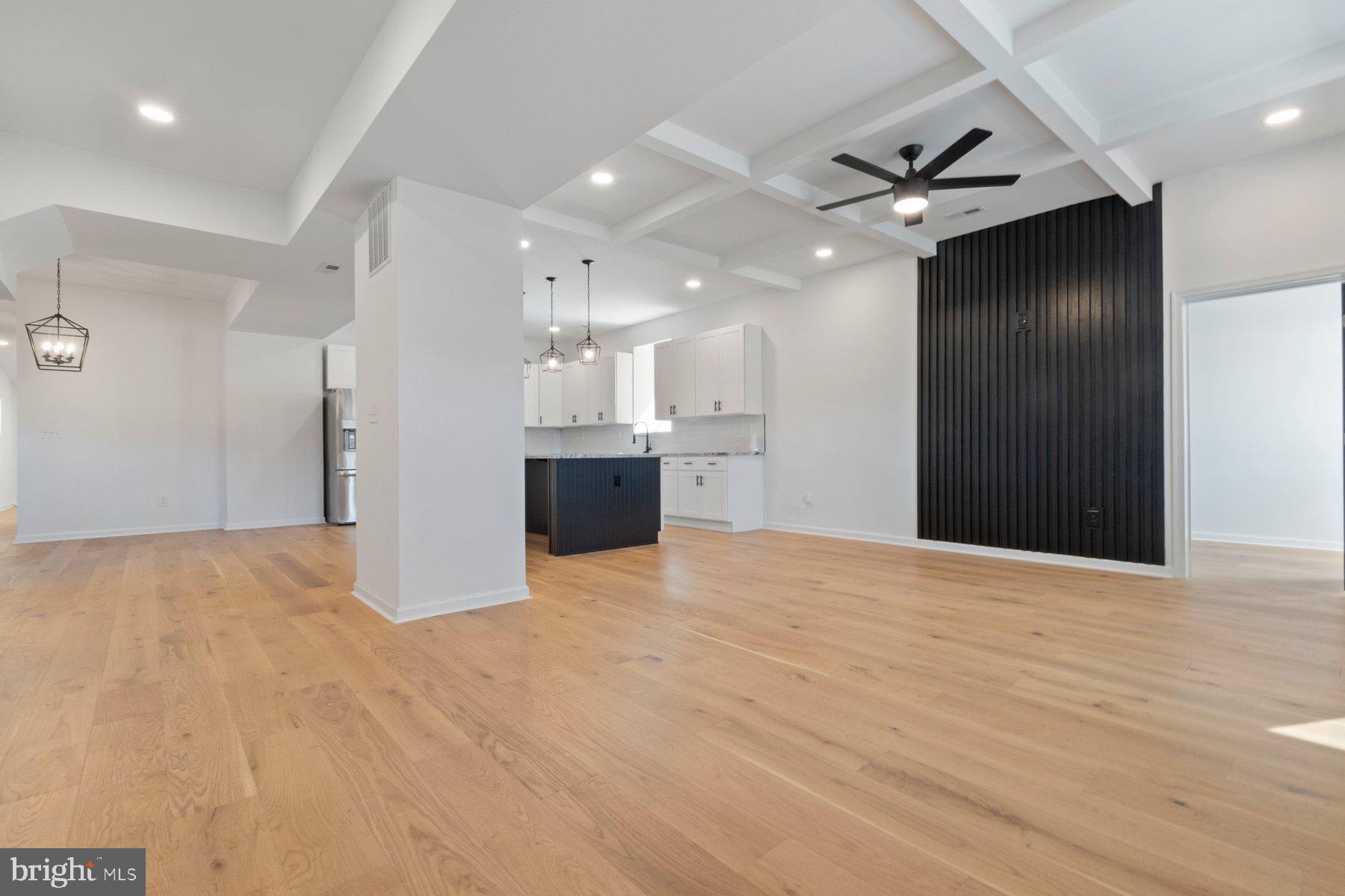 DORCHESTER - Residential