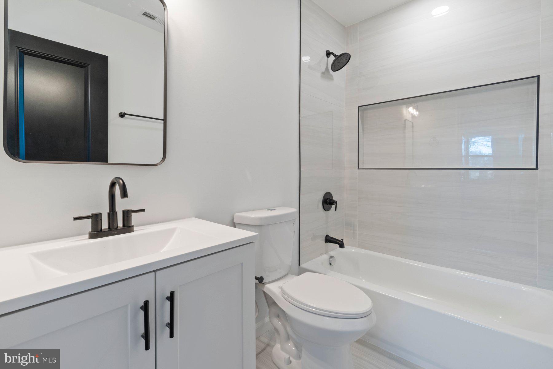 DORCHESTER - Residential