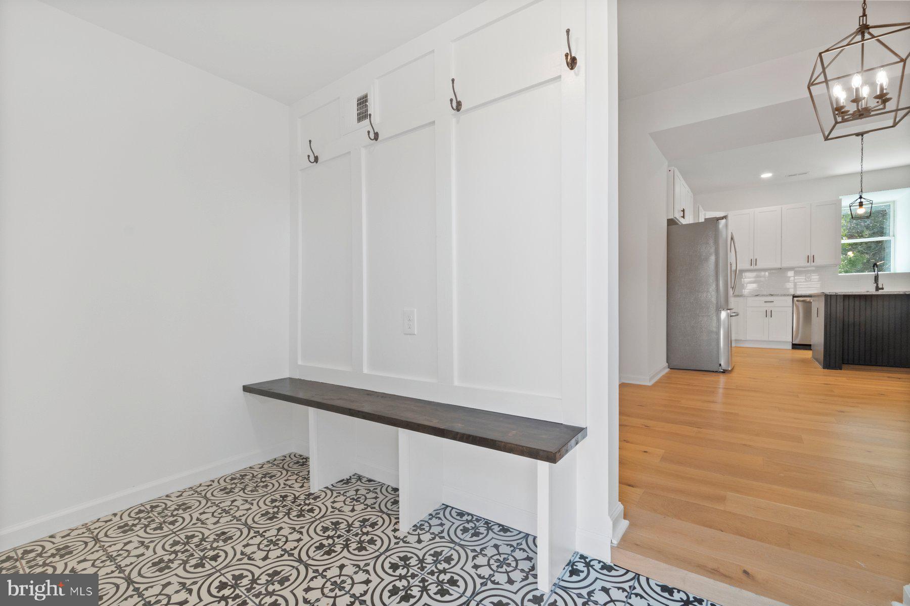 DORCHESTER - Residential