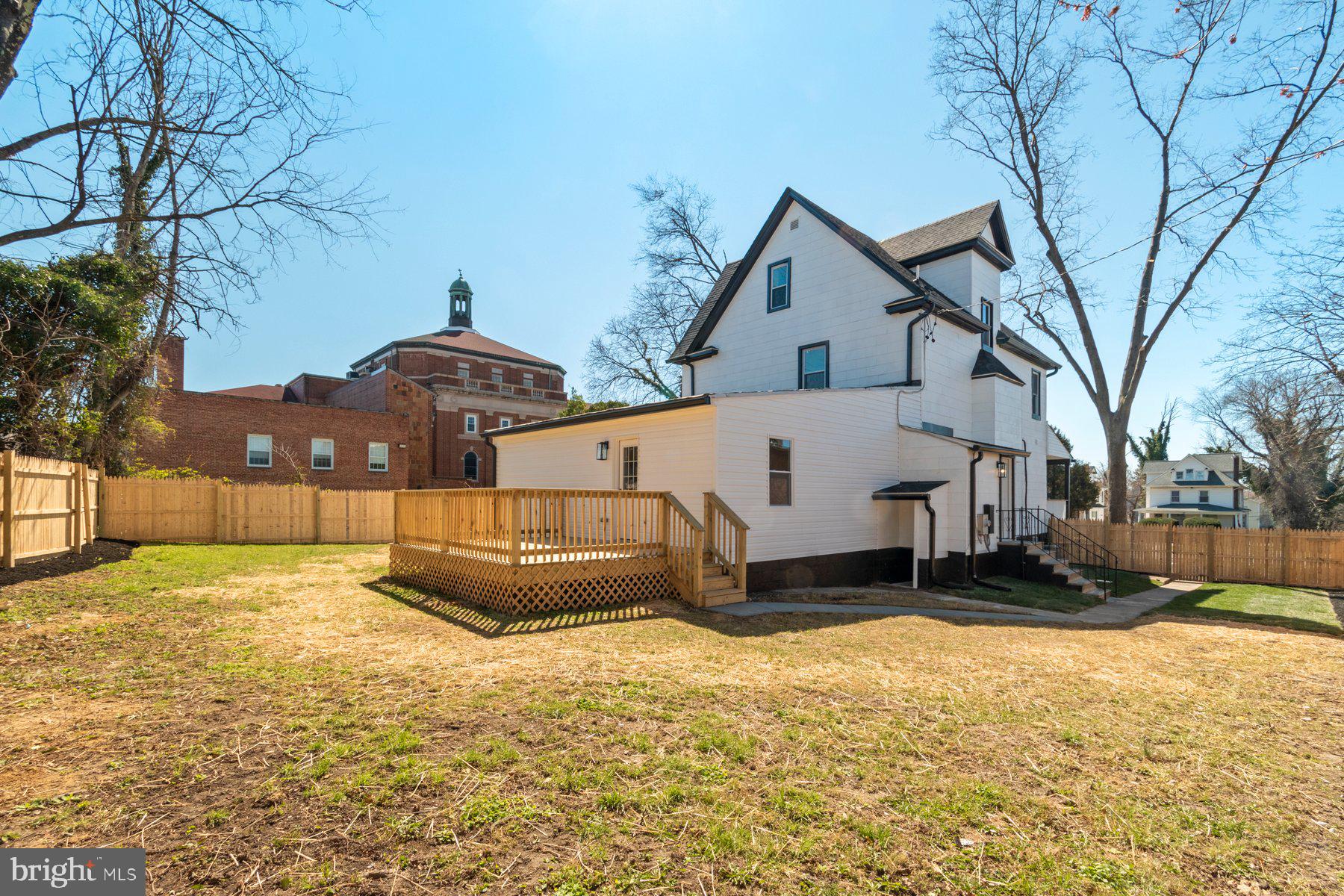 DORCHESTER - Residential