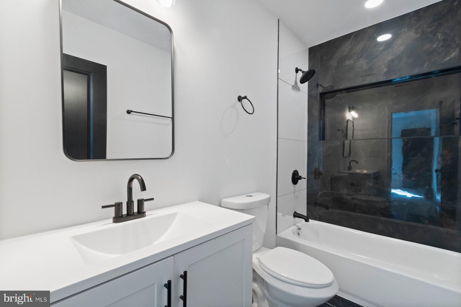 DORCHESTER - Residential