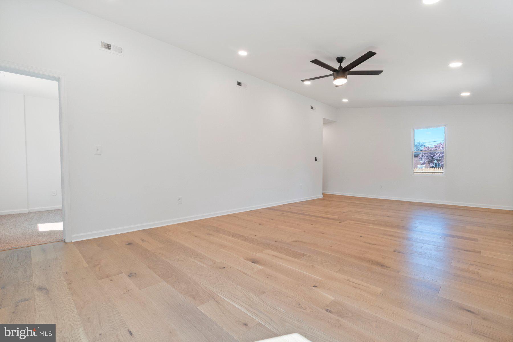 DORCHESTER - Residential