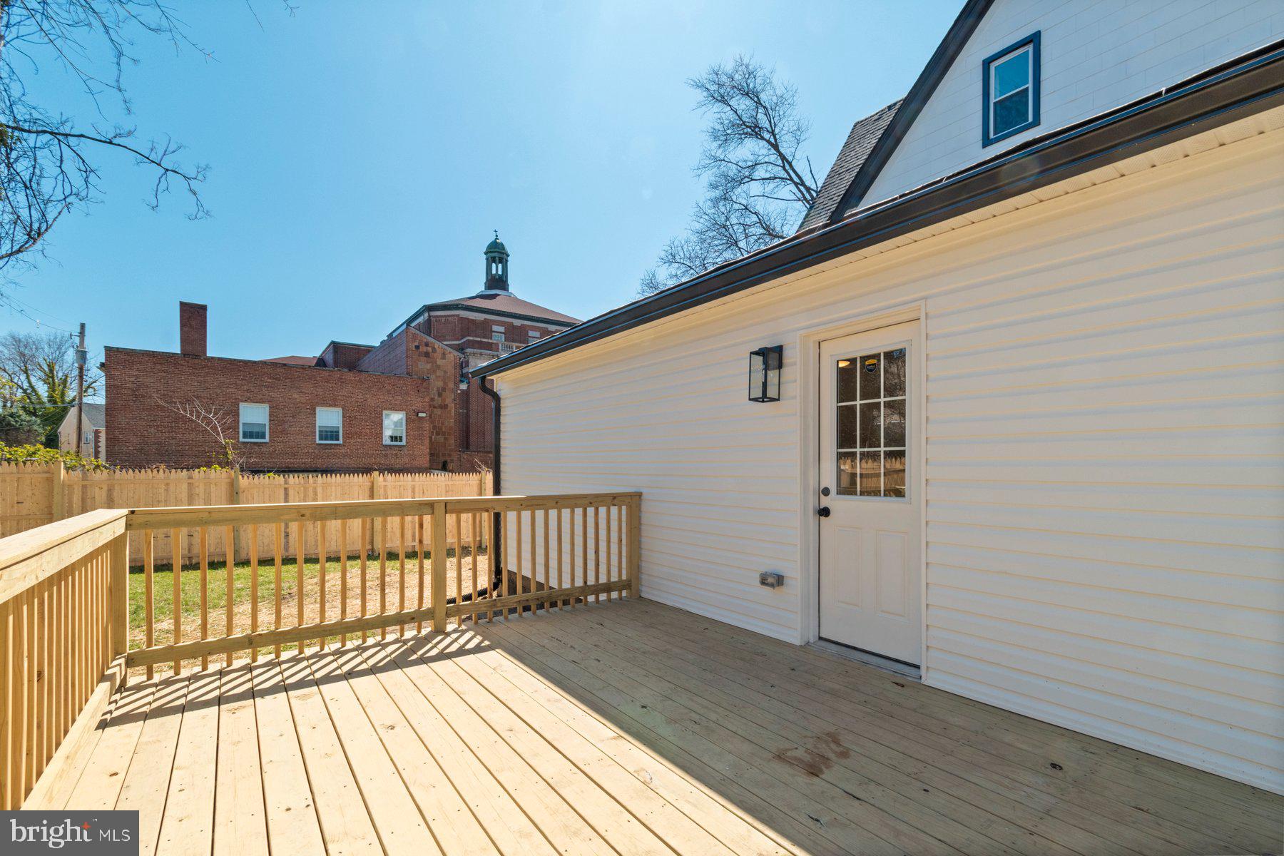 DORCHESTER - Residential