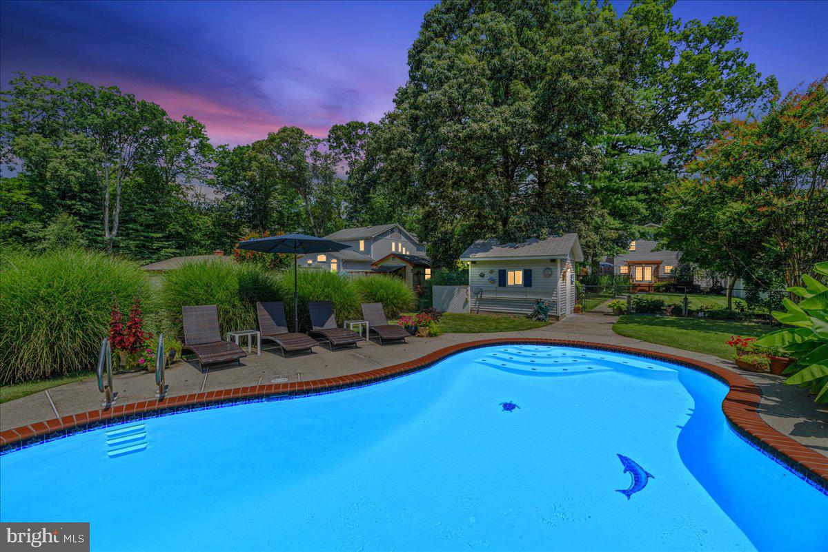 MAGOTHY BEACH - Residential