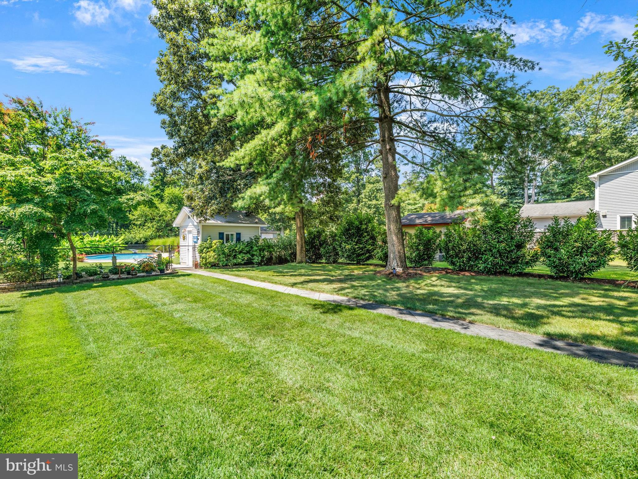 MAGOTHY BEACH - Residential