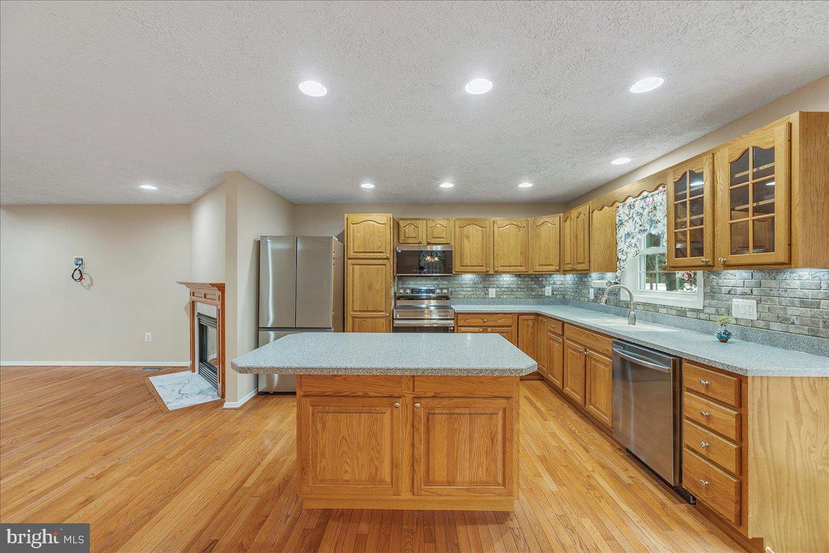 MAGOTHY BEACH - Residential