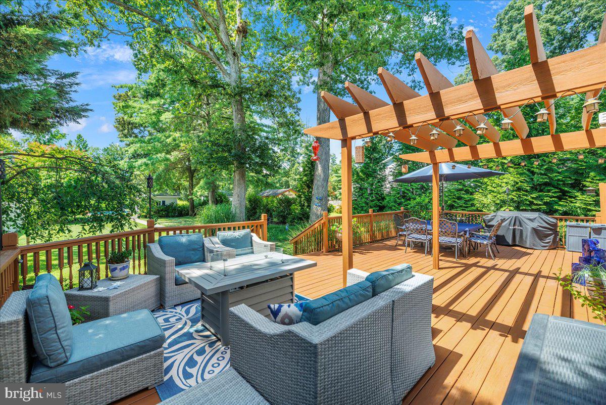 MAGOTHY BEACH - Residential