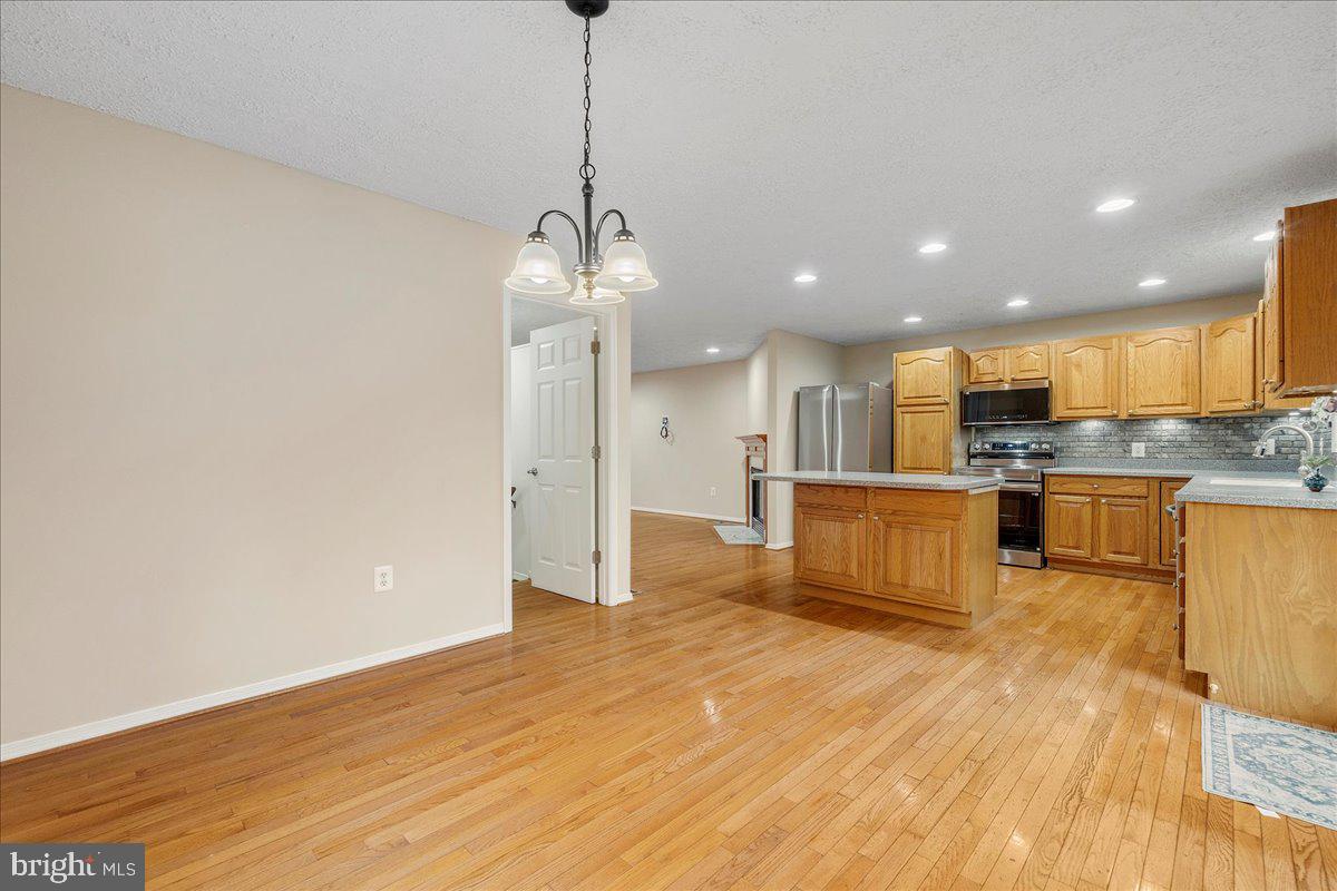 MAGOTHY BEACH - Residential