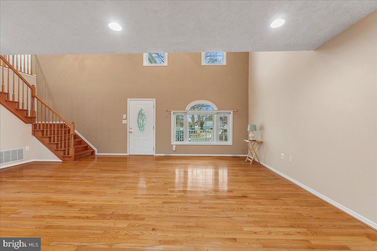 MAGOTHY BEACH - Residential