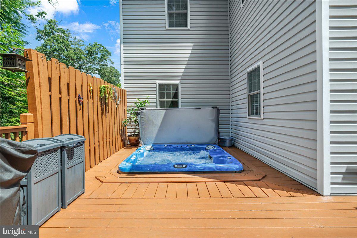 MAGOTHY BEACH - Residential