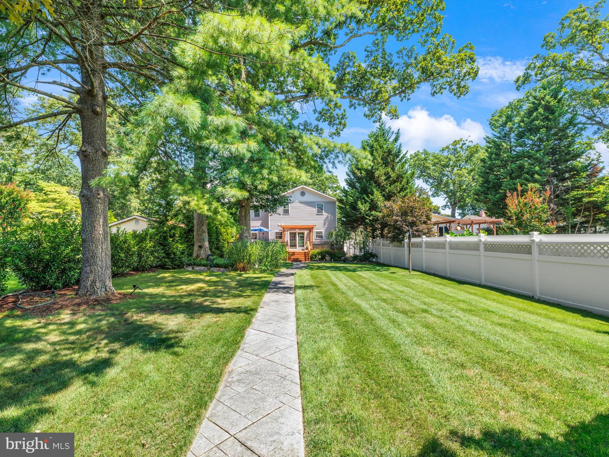 MAGOTHY BEACH - Residential