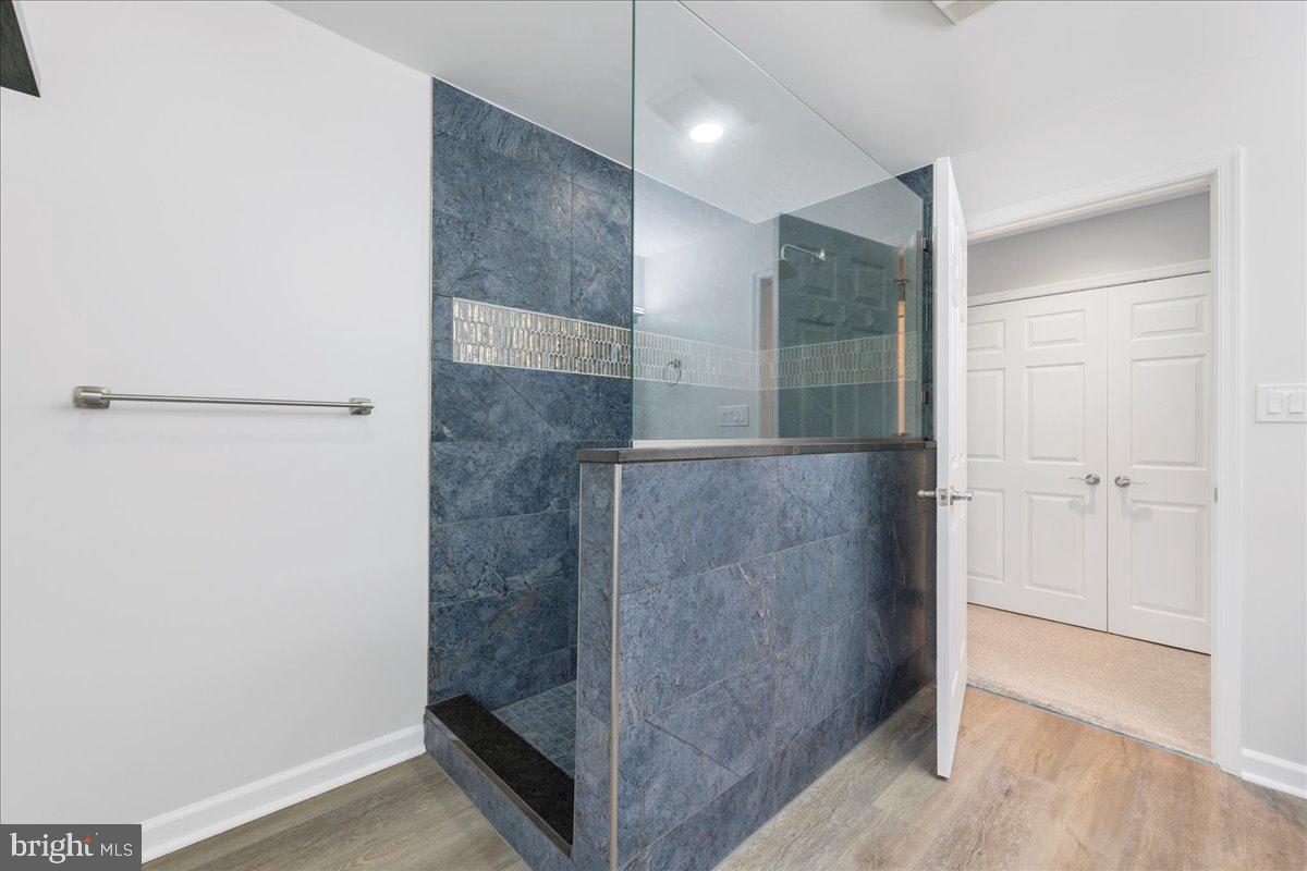 MAGOTHY BEACH - Residential