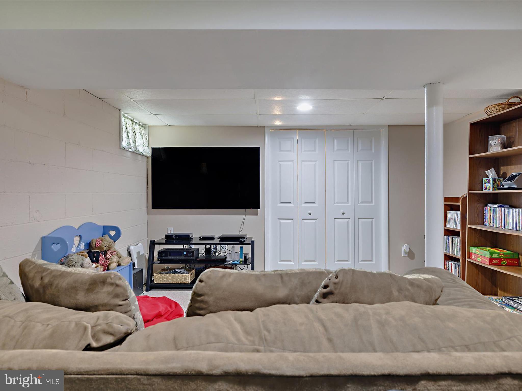 MAGOTHY BEACH - Residential