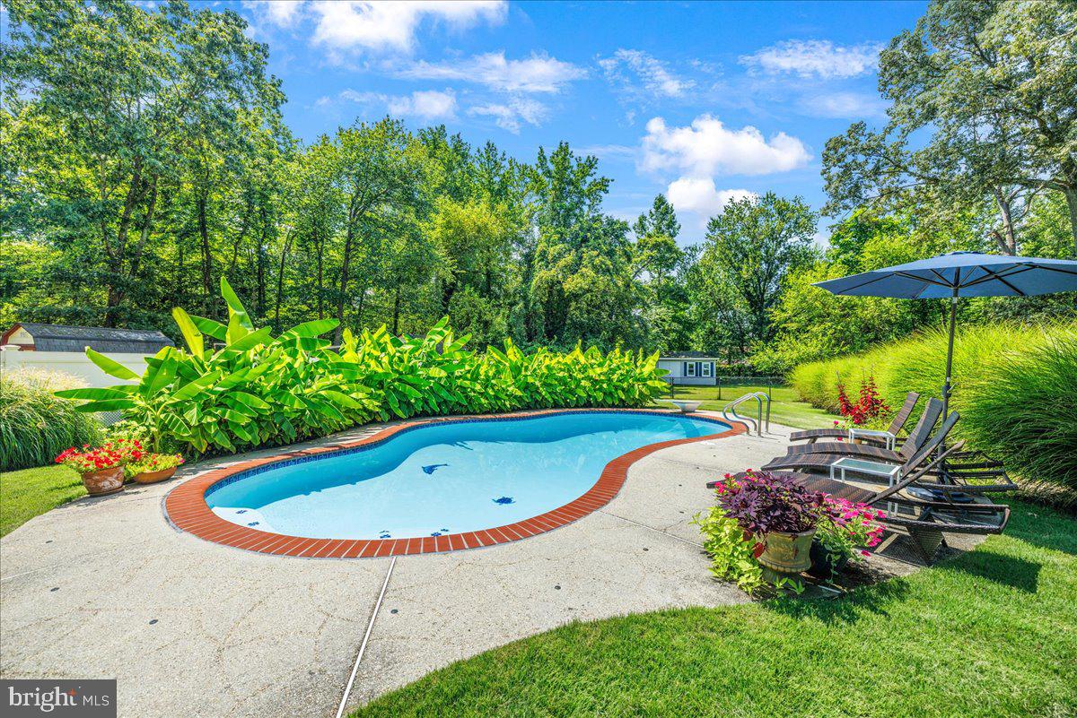 MAGOTHY BEACH - Residential