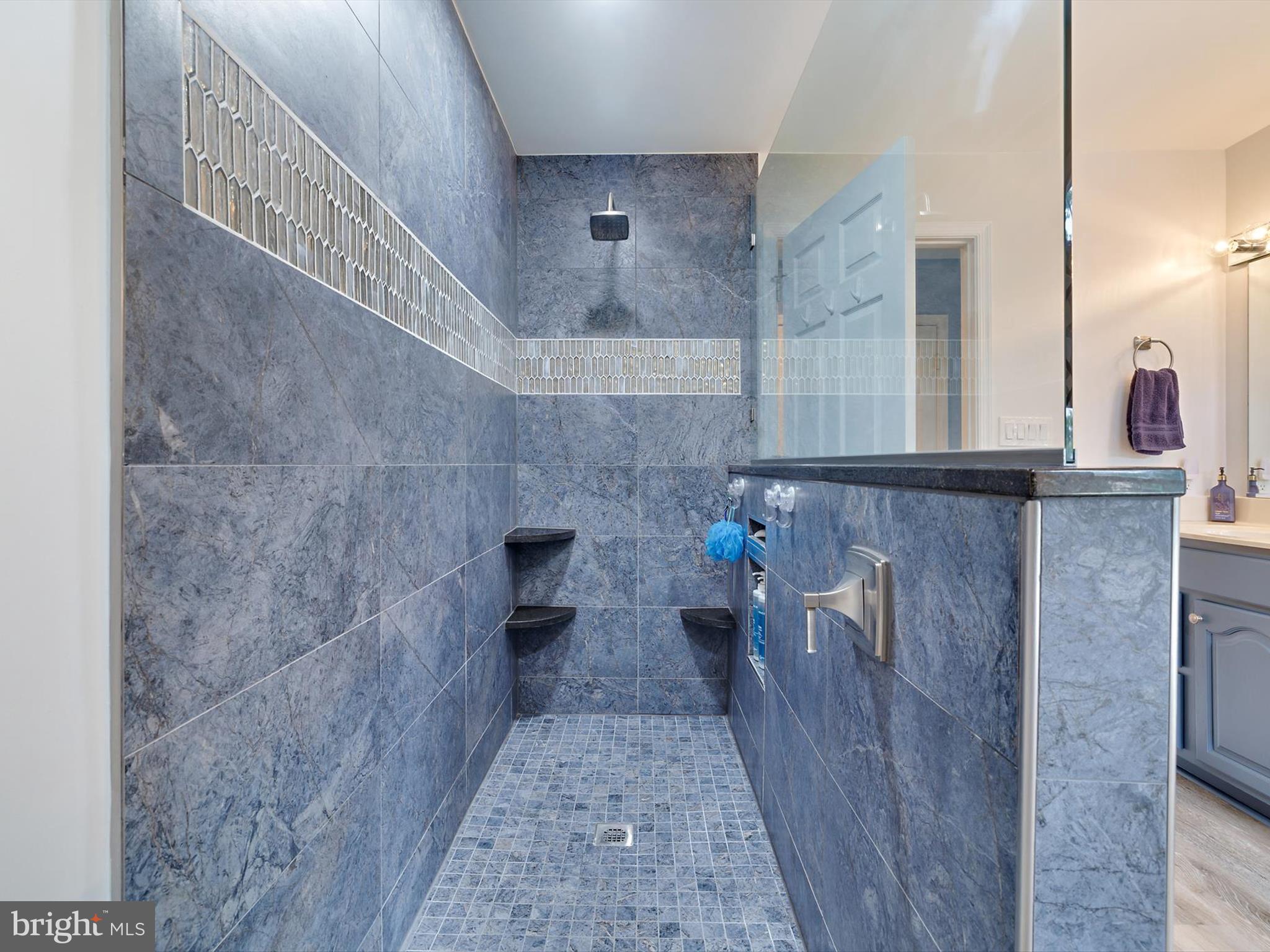 MAGOTHY BEACH - Residential