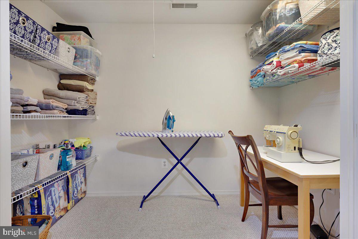 MAGOTHY BEACH - Residential