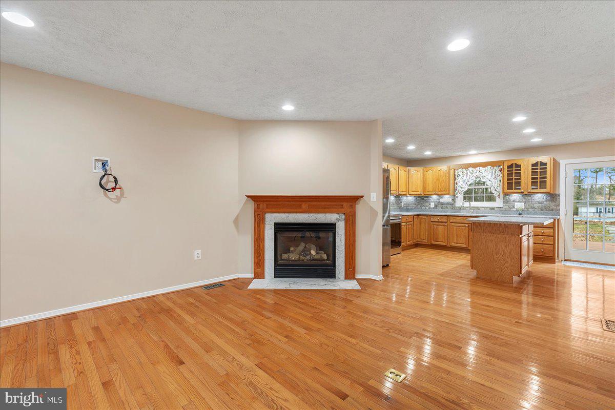 MAGOTHY BEACH - Residential