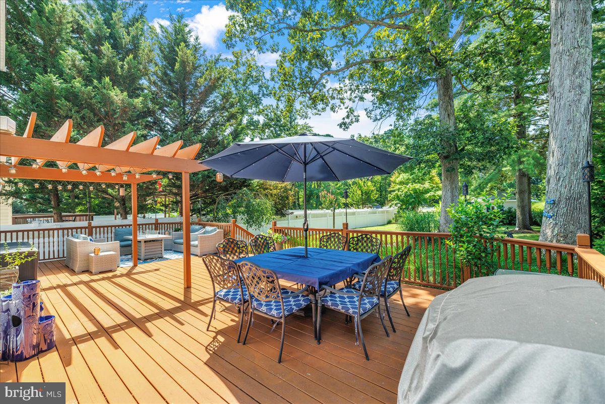 MAGOTHY BEACH - Residential