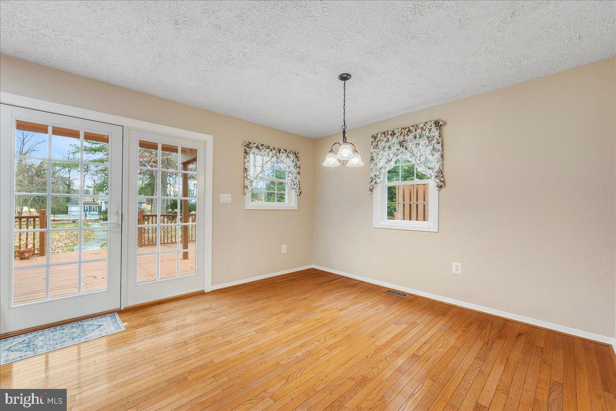 MAGOTHY BEACH - Residential