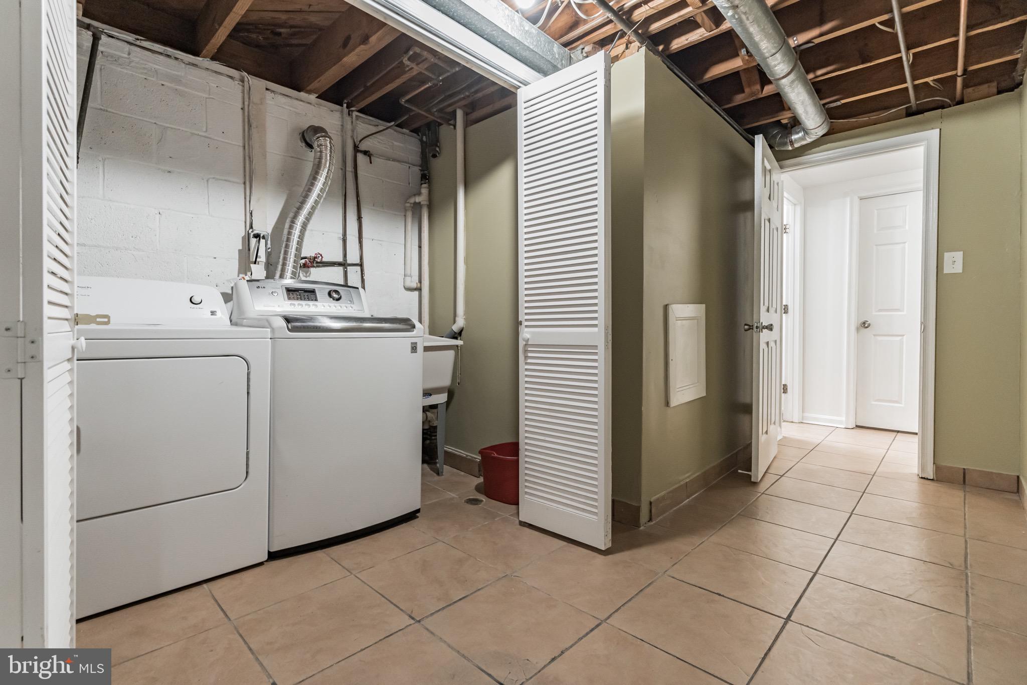 DANIELS PARK - Residential