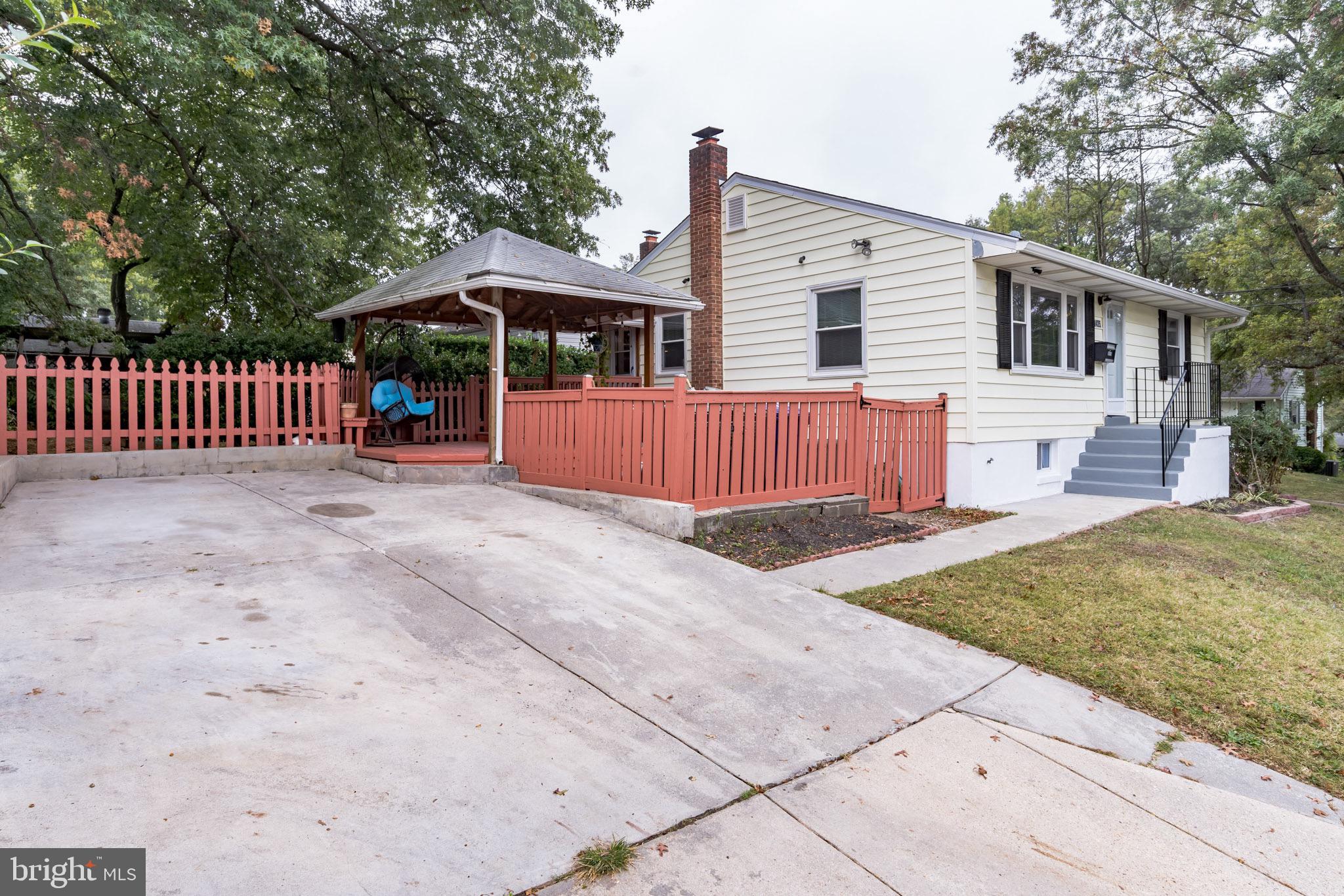 DANIELS PARK - Residential