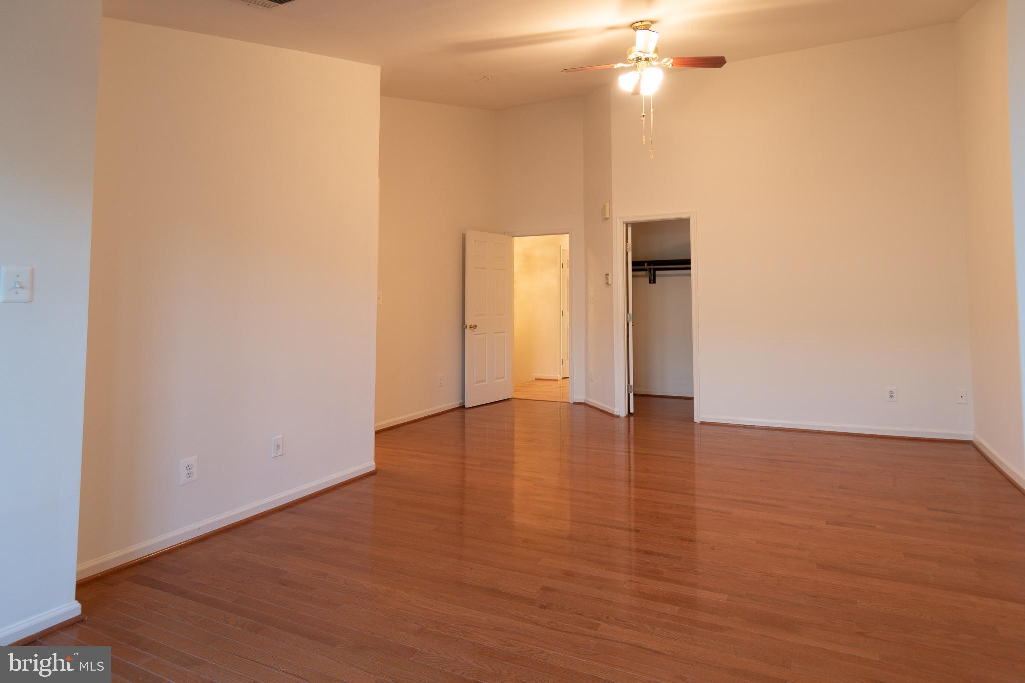 AMBERWOOD - Residential Lease