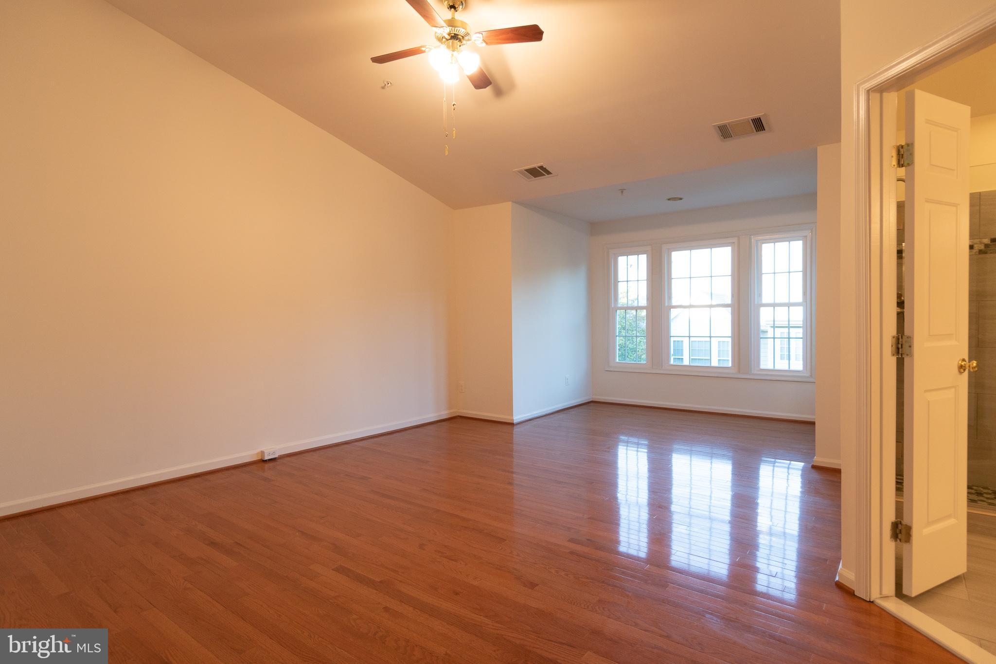 AMBERWOOD - Residential Lease