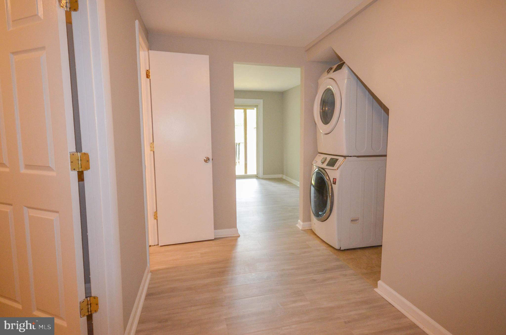 MARYLAND PLACE - Residential Lease