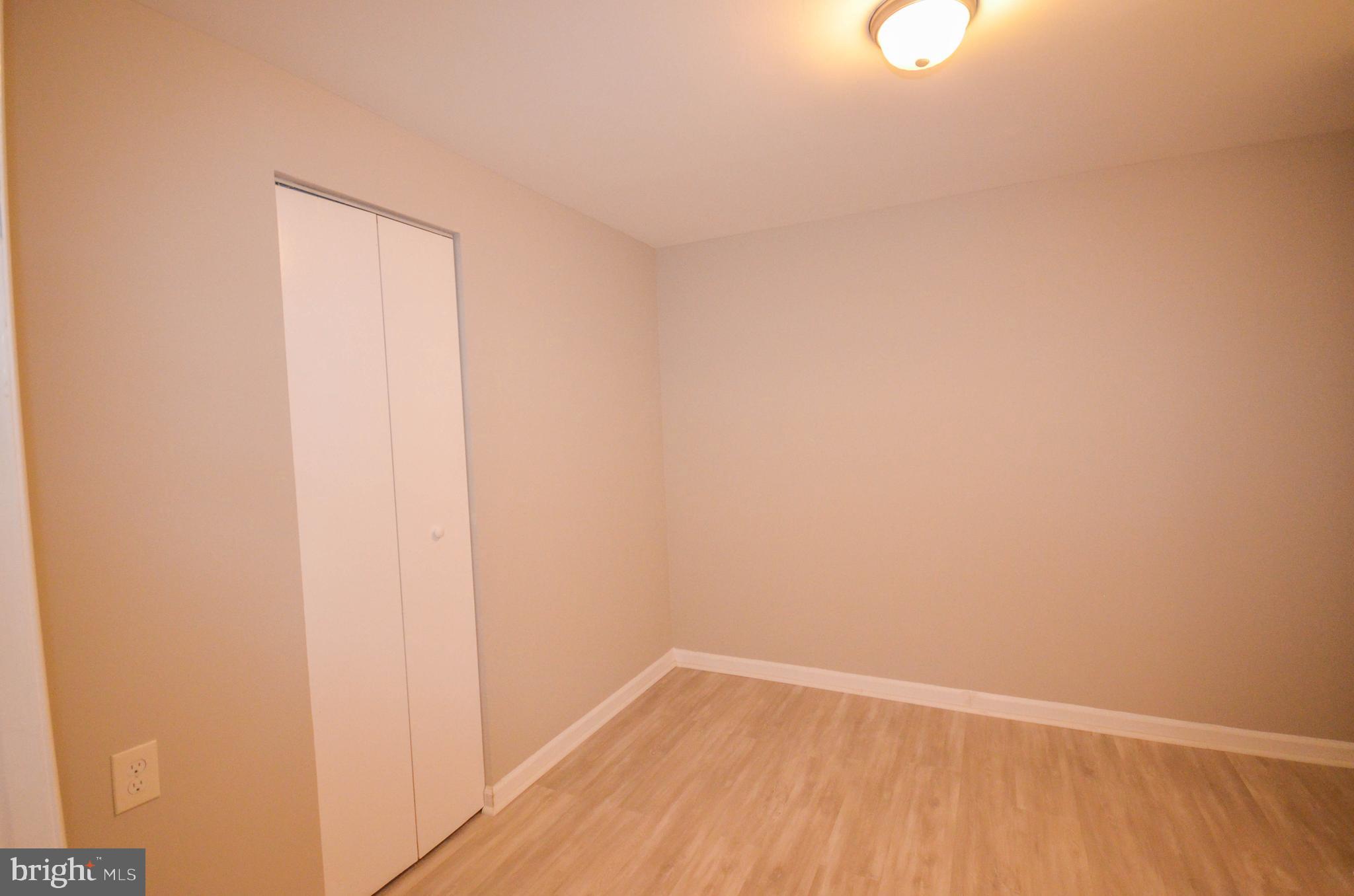 MARYLAND PLACE - Residential Lease