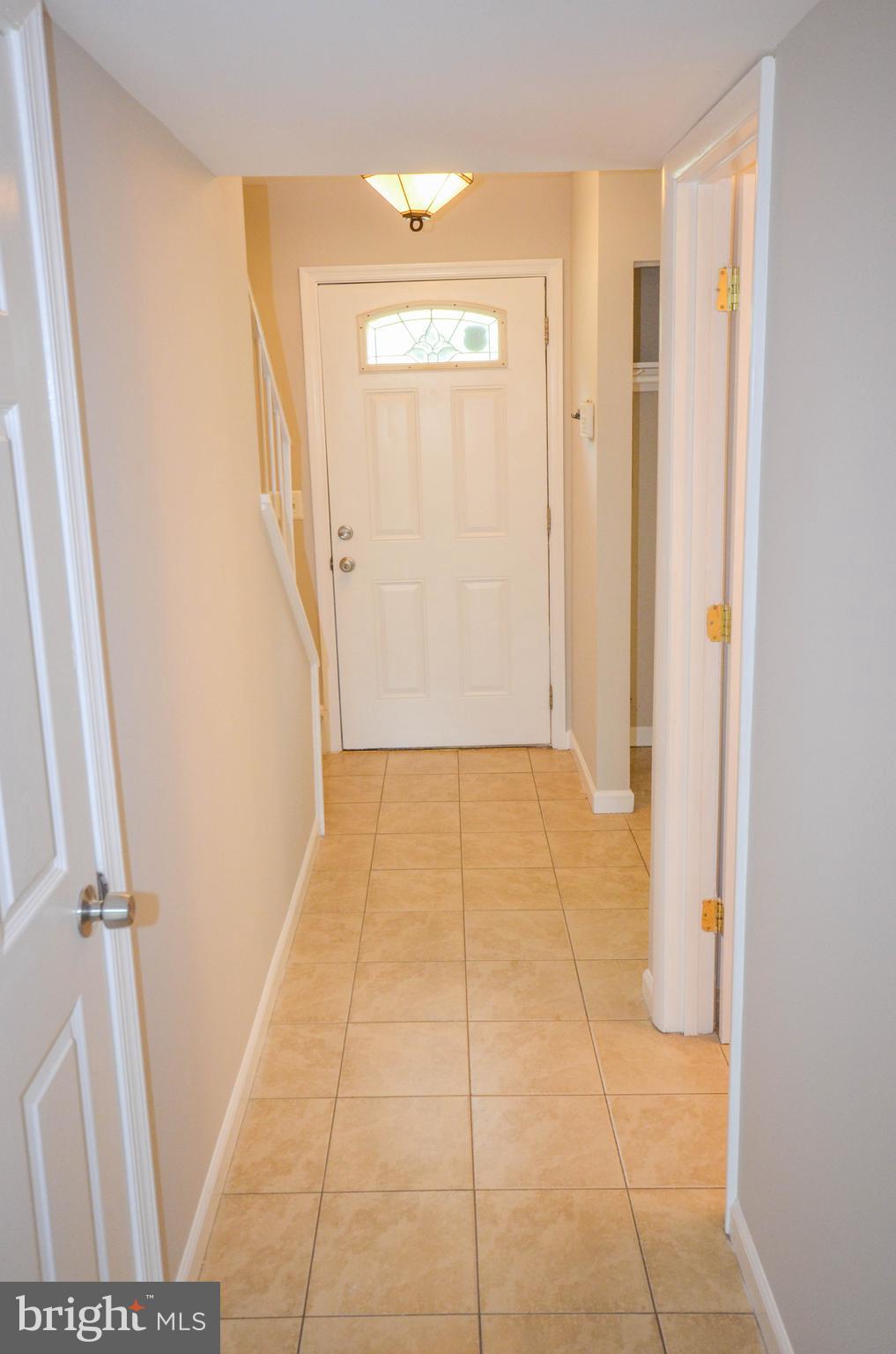 MARYLAND PLACE - Residential Lease