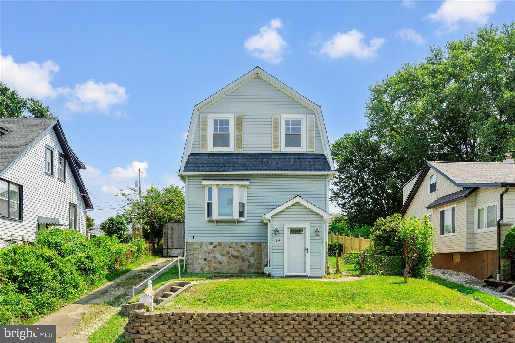 24 HENRY AVENUE