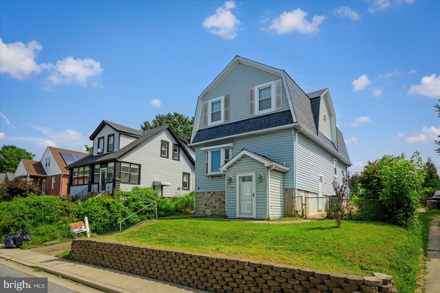 24 HENRY AVENUE