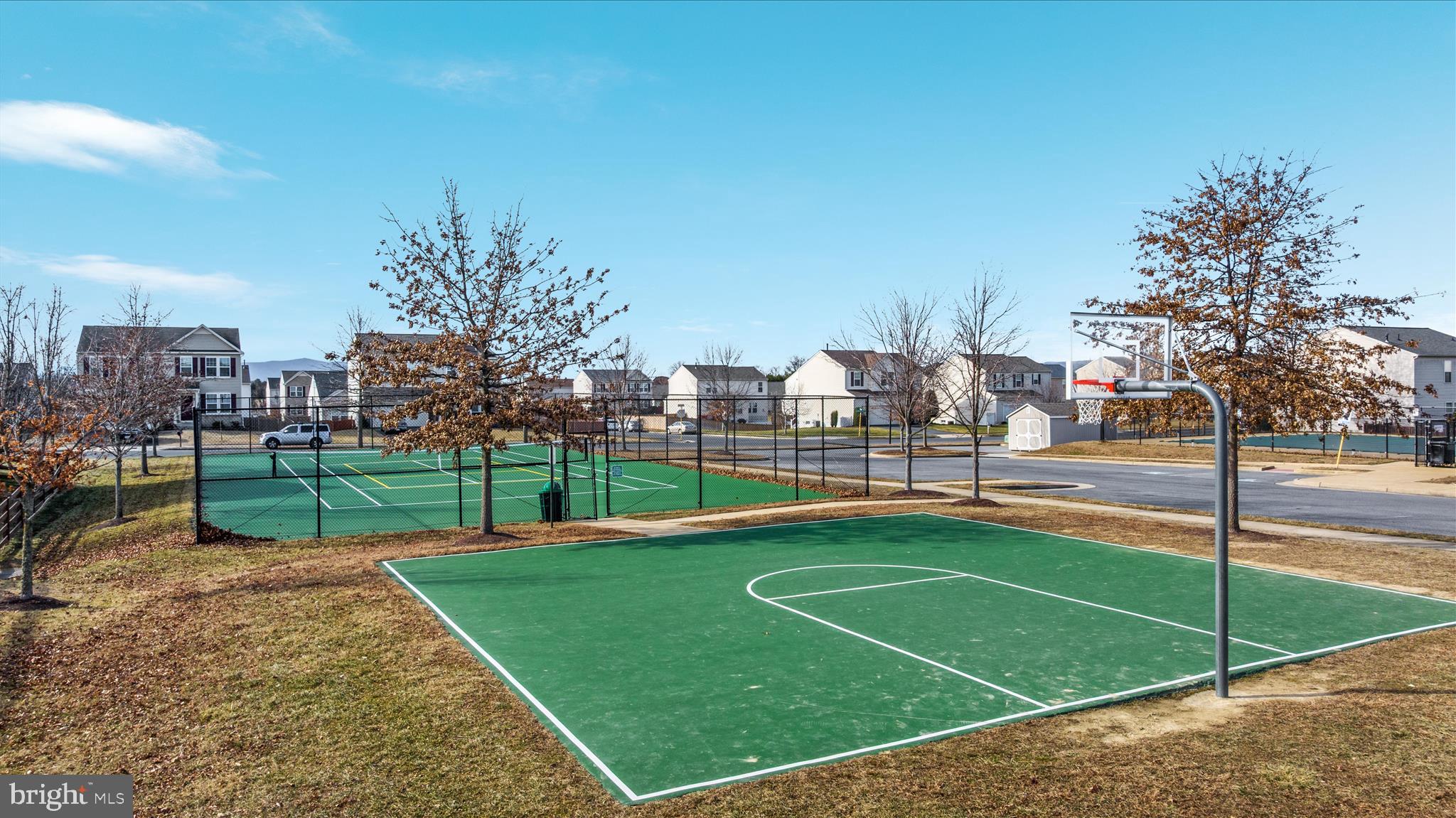 MEADOWS EDGE - Residential