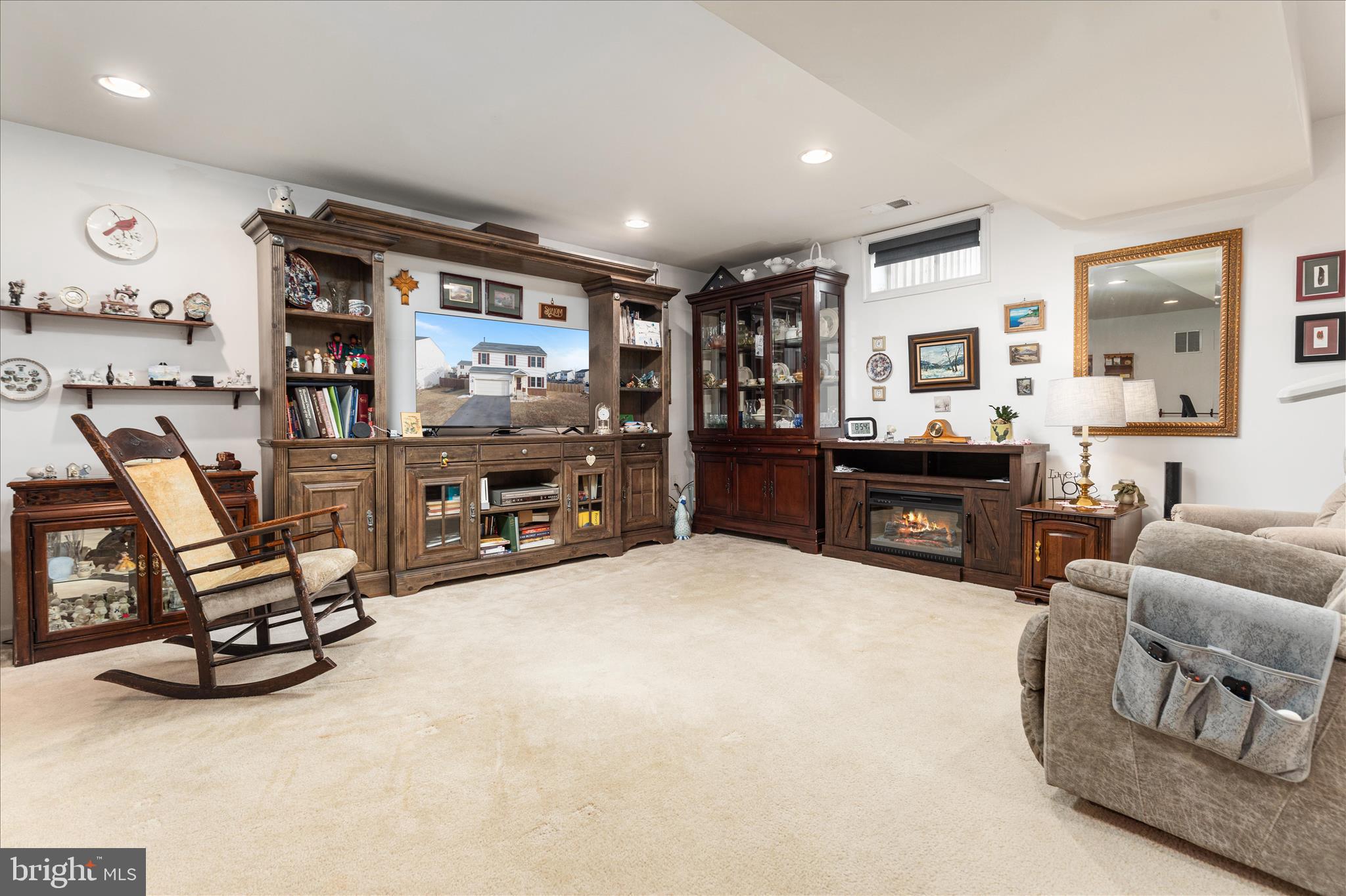 MEADOWS EDGE - Residential