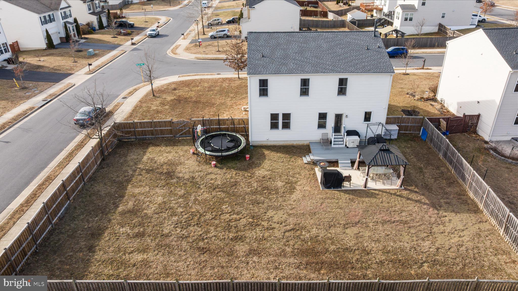 MEADOWS EDGE - Residential