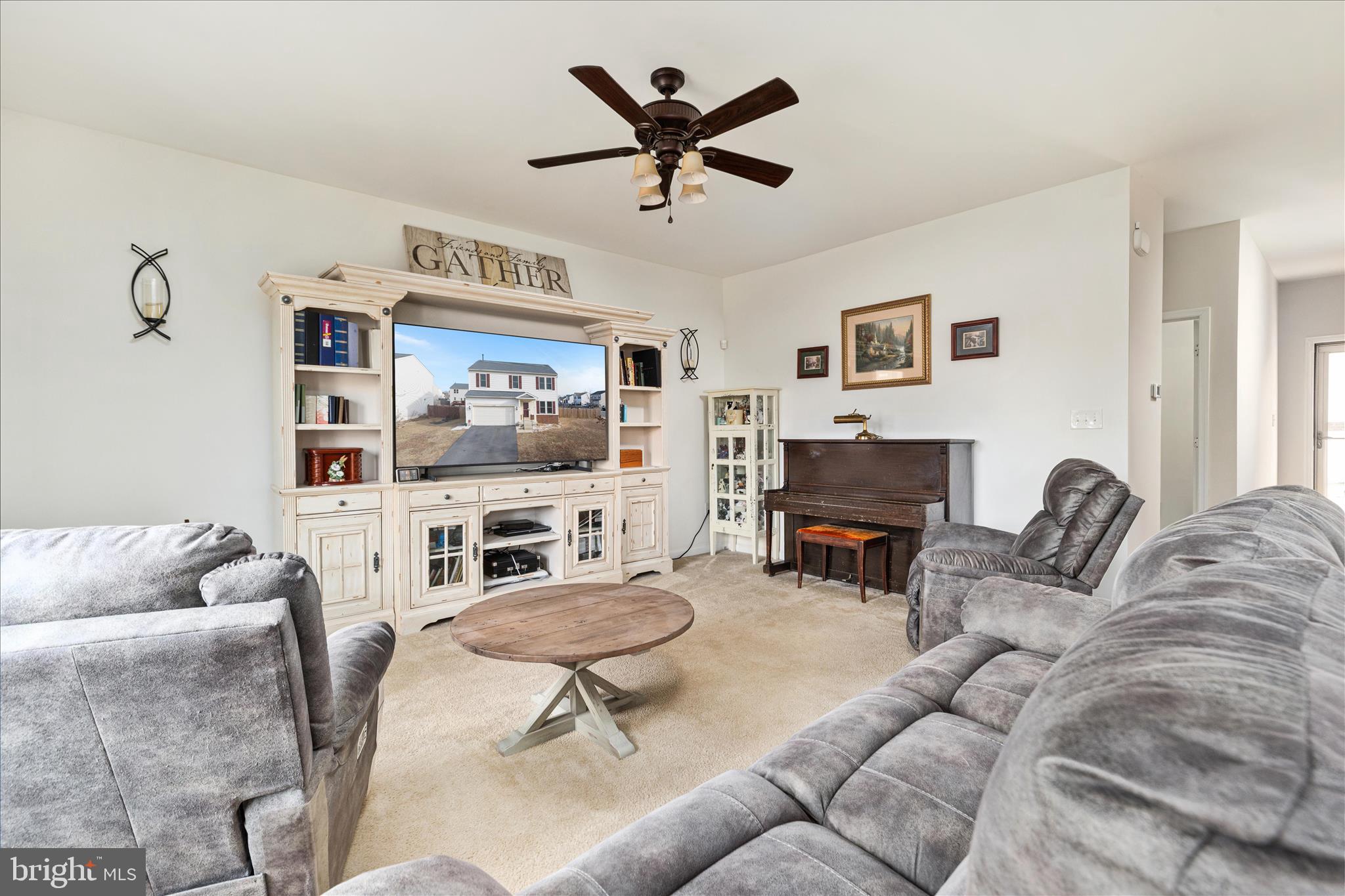 MEADOWS EDGE - Residential