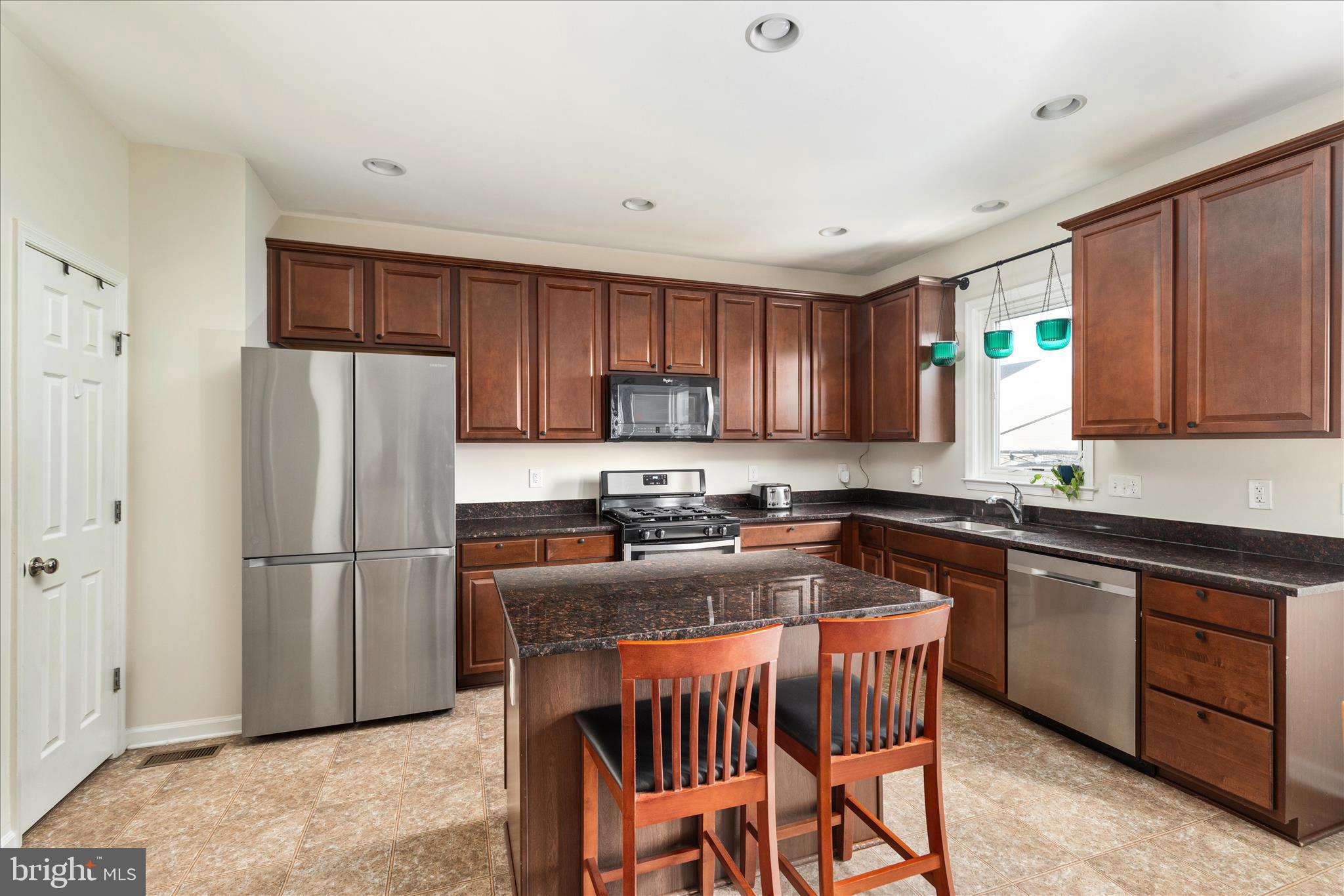 MEADOWS EDGE - Residential