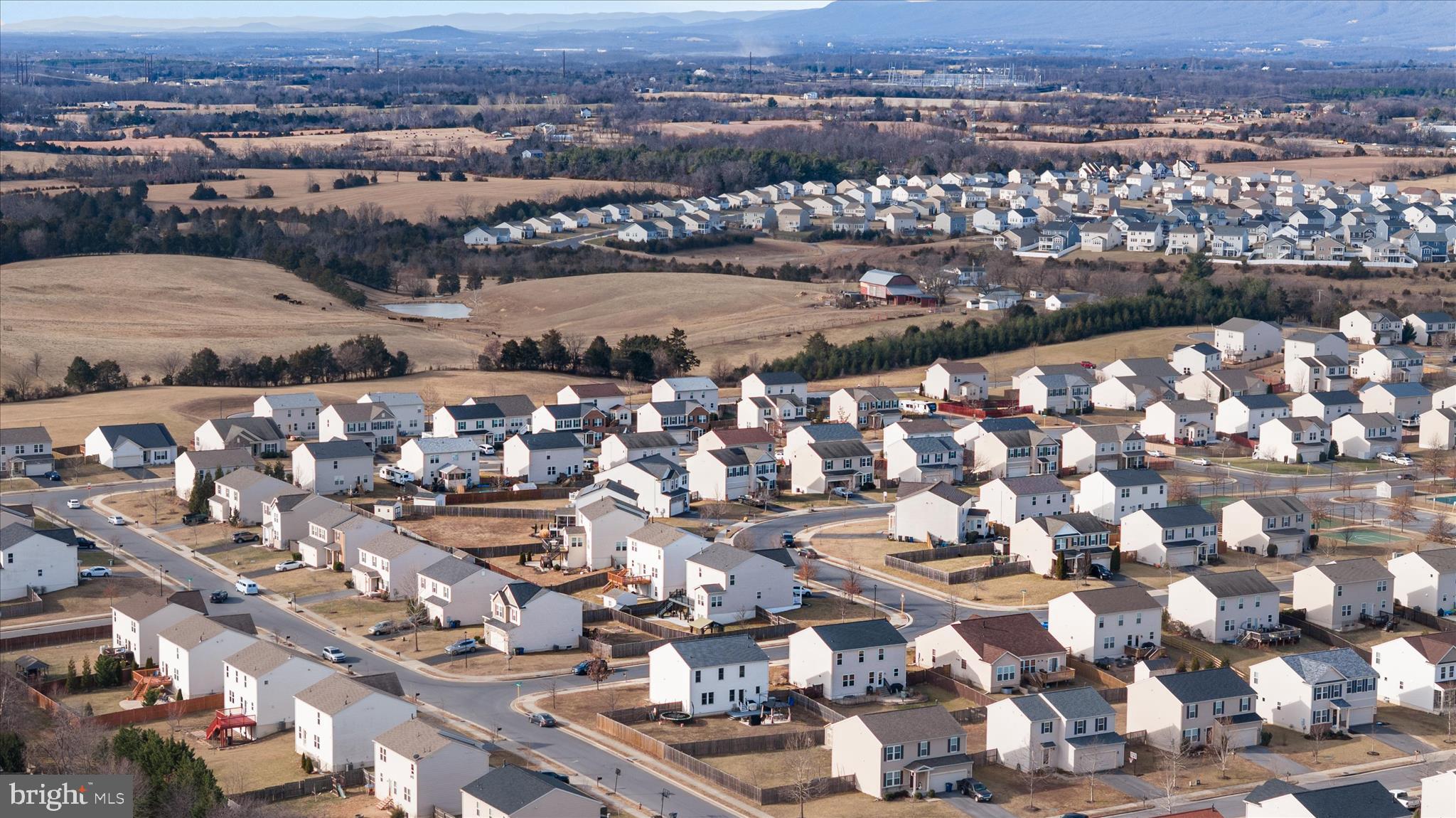 MEADOWS EDGE - Residential