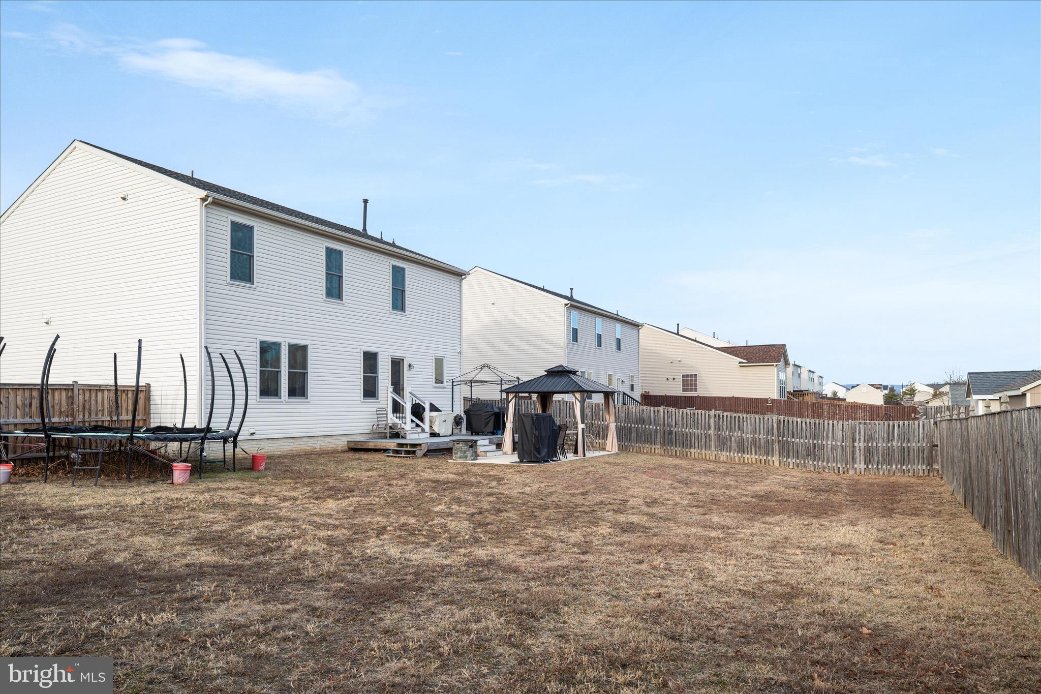 MEADOWS EDGE - Residential