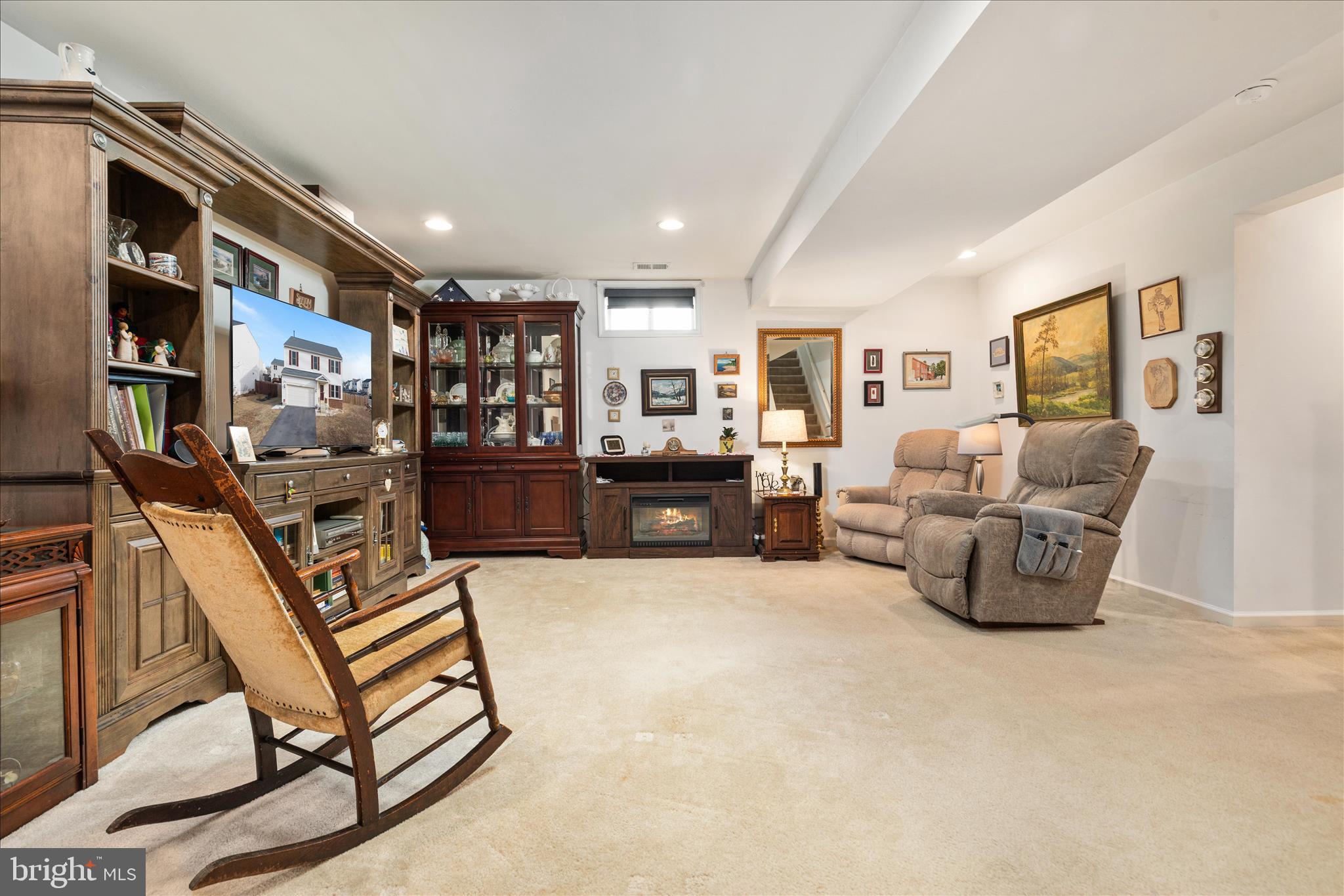 MEADOWS EDGE - Residential