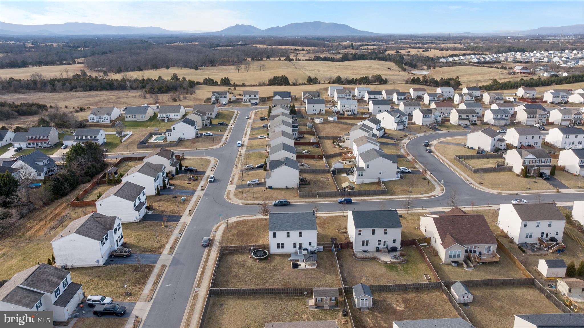 MEADOWS EDGE - Residential