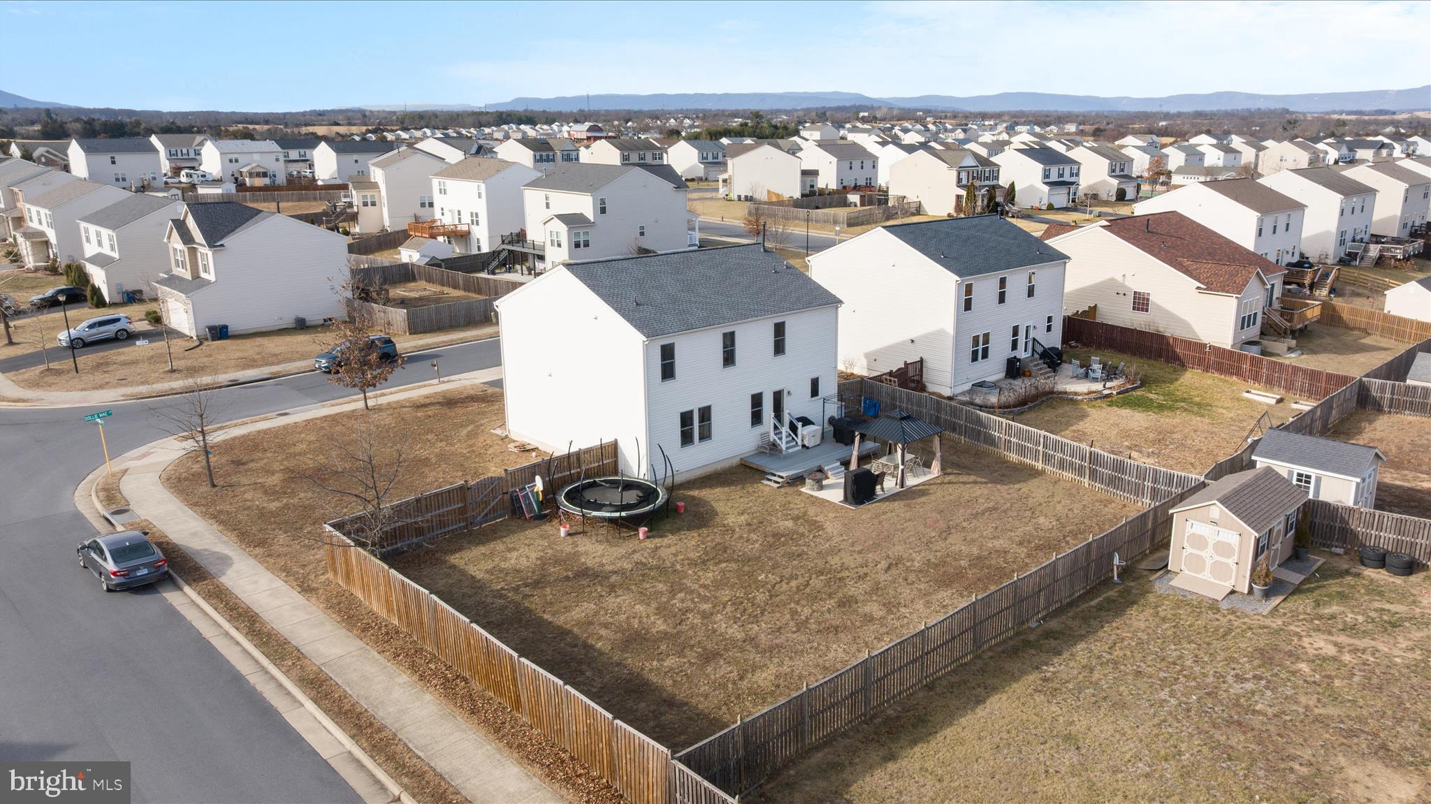 MEADOWS EDGE - Residential