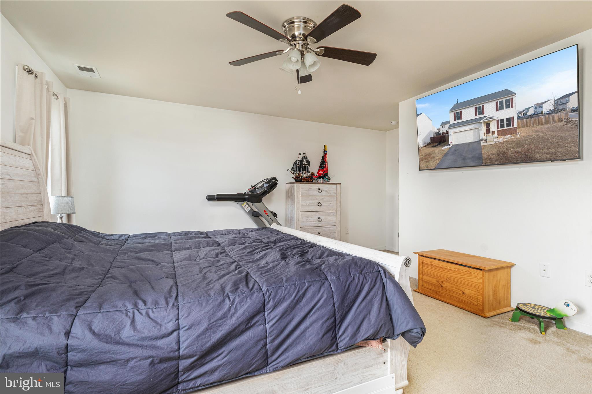 MEADOWS EDGE - Residential