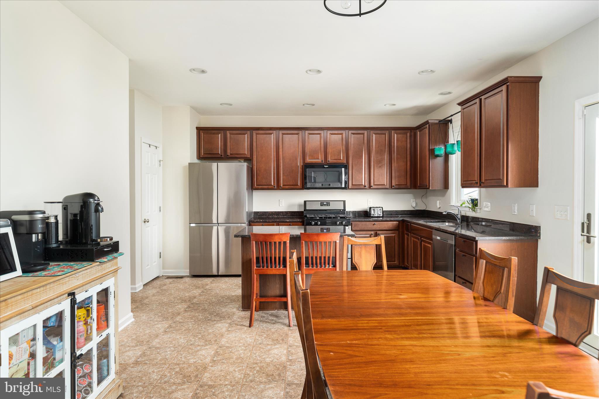 MEADOWS EDGE - Residential