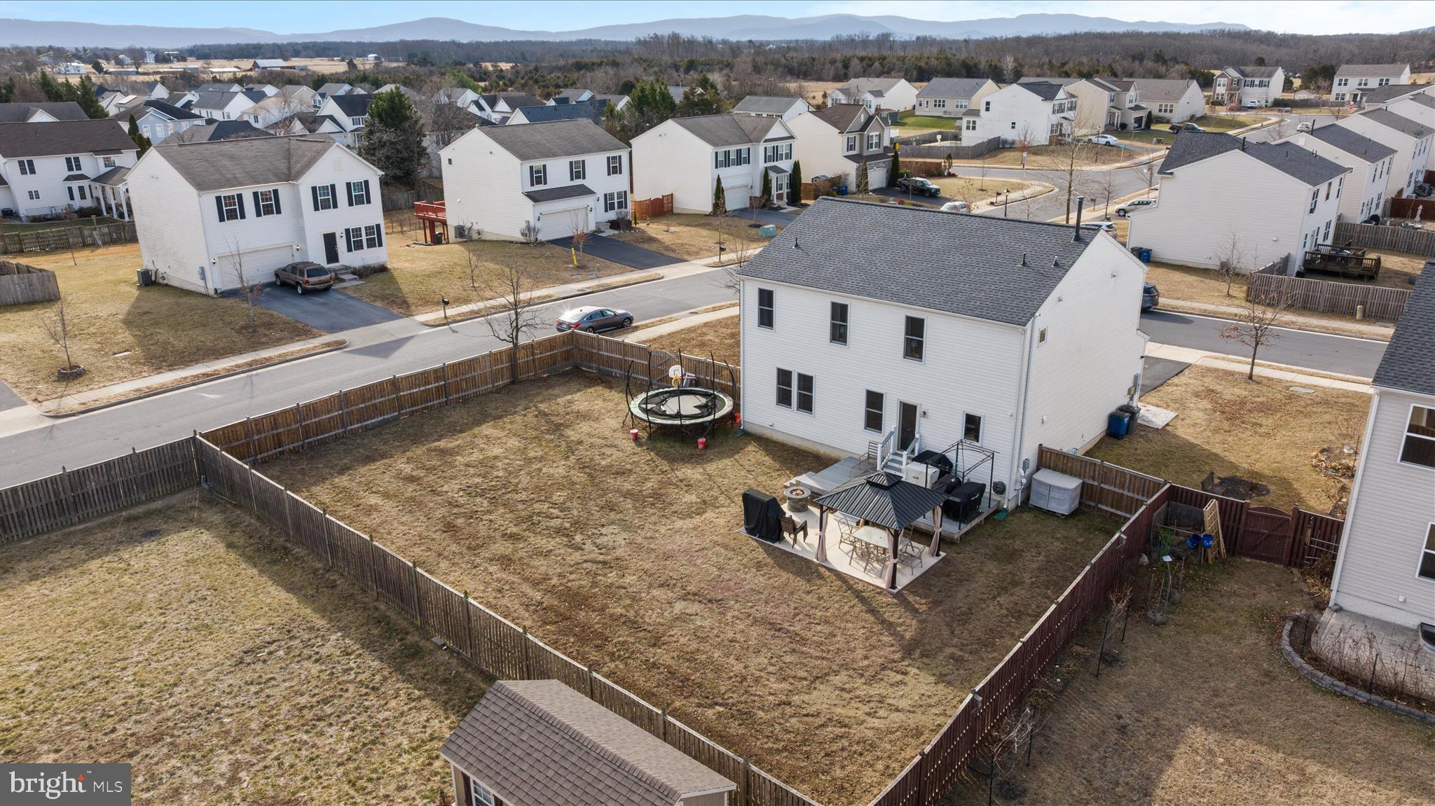 MEADOWS EDGE - Residential