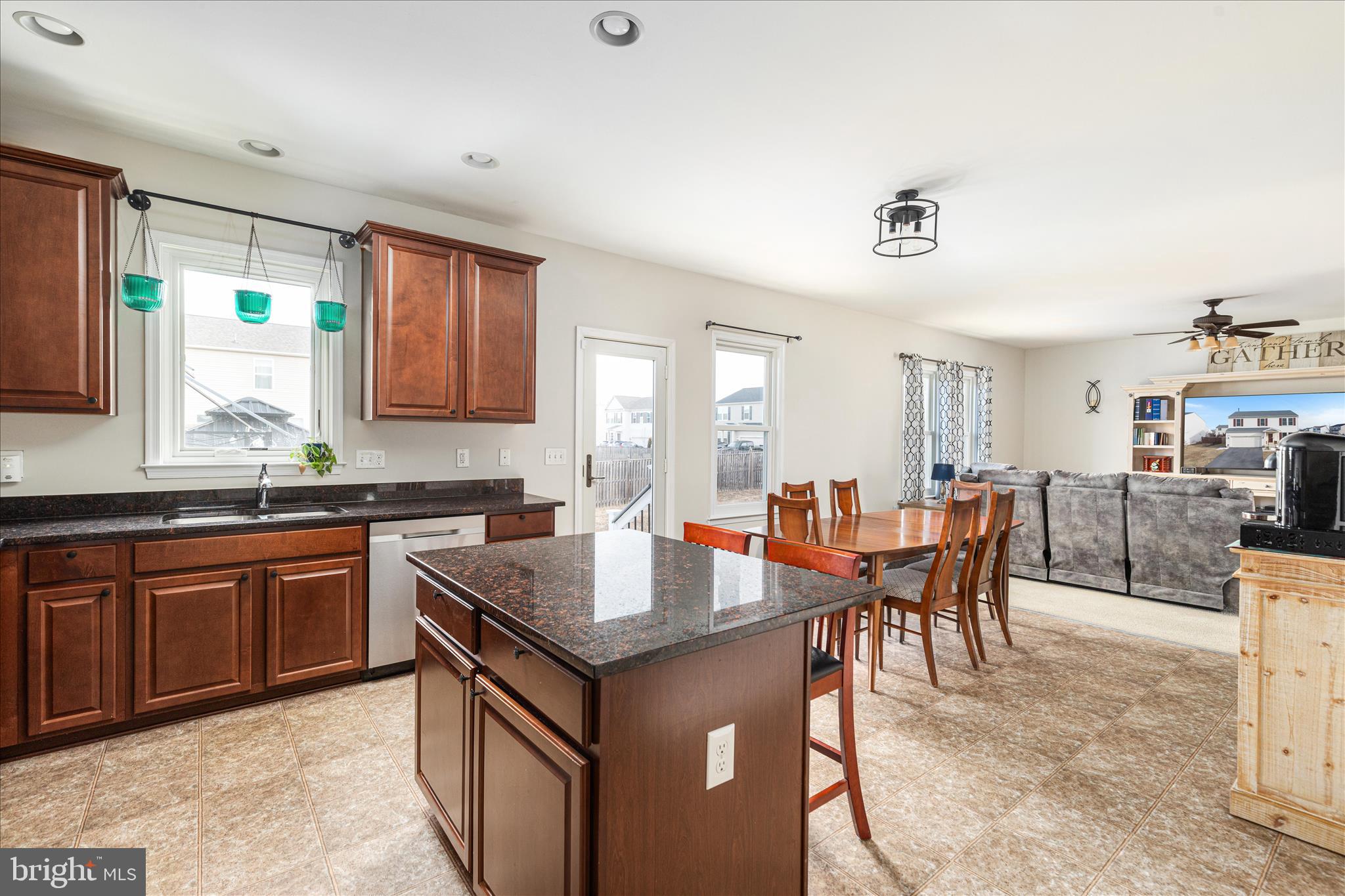 MEADOWS EDGE - Residential