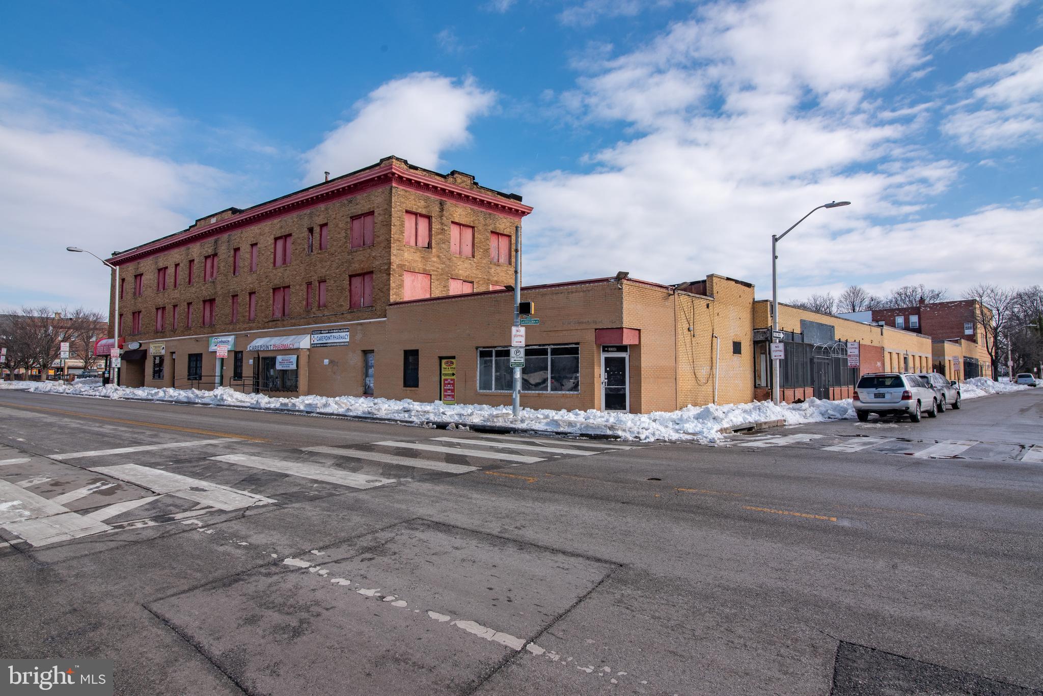 FOREST PARK - Commercial Sale