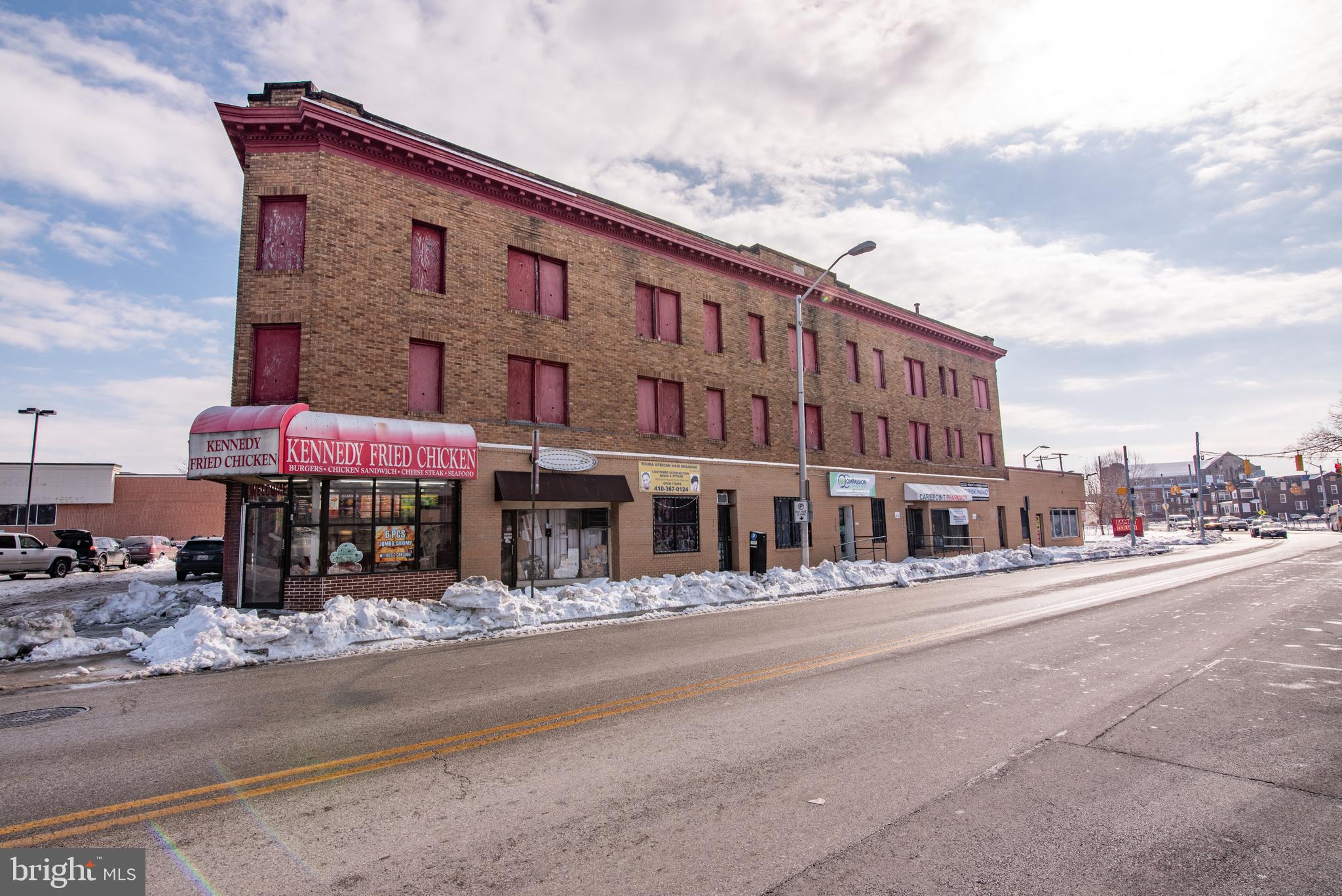 FOREST PARK - Commercial Sale