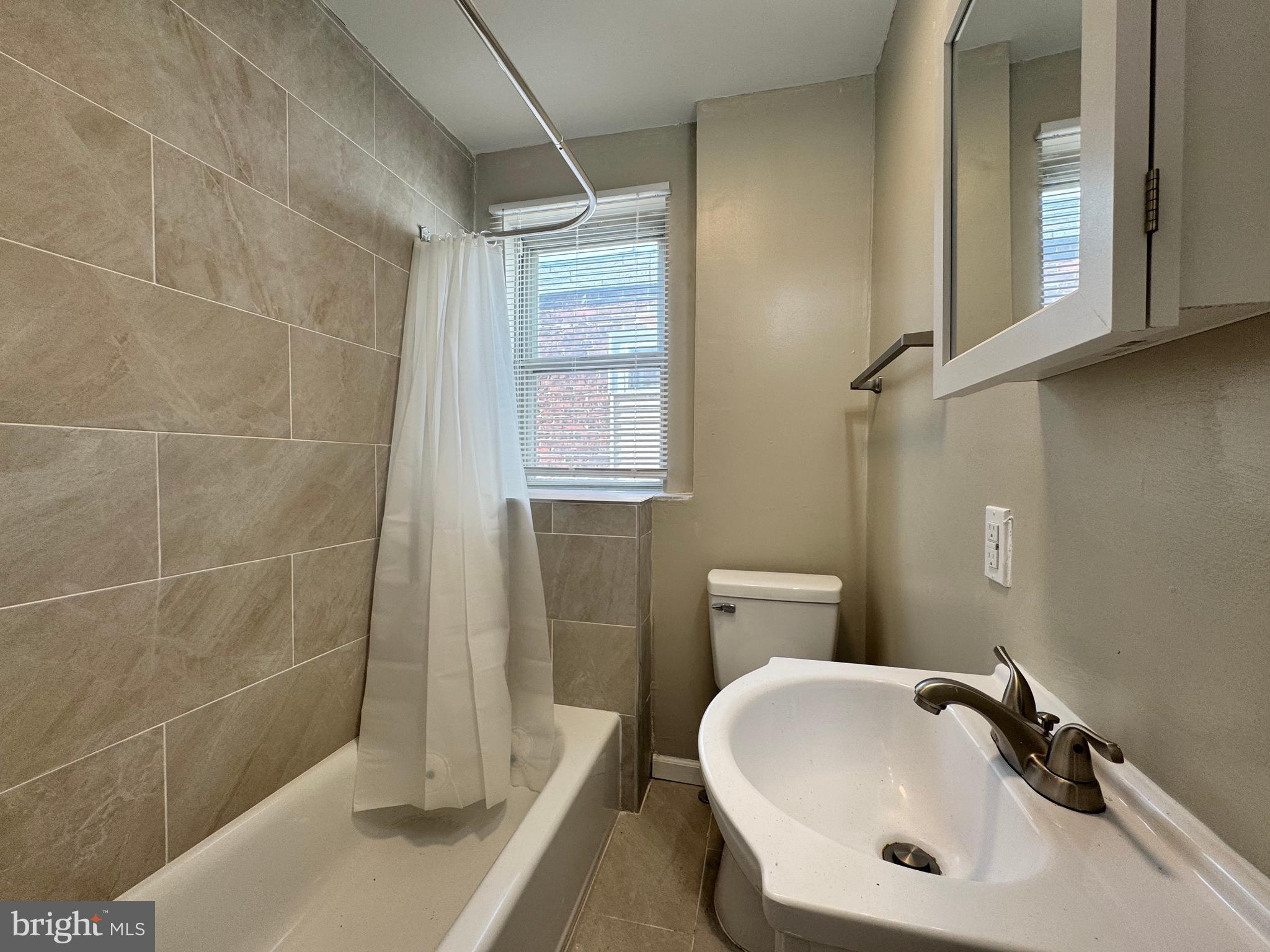 PORT RICHMOND - Residential