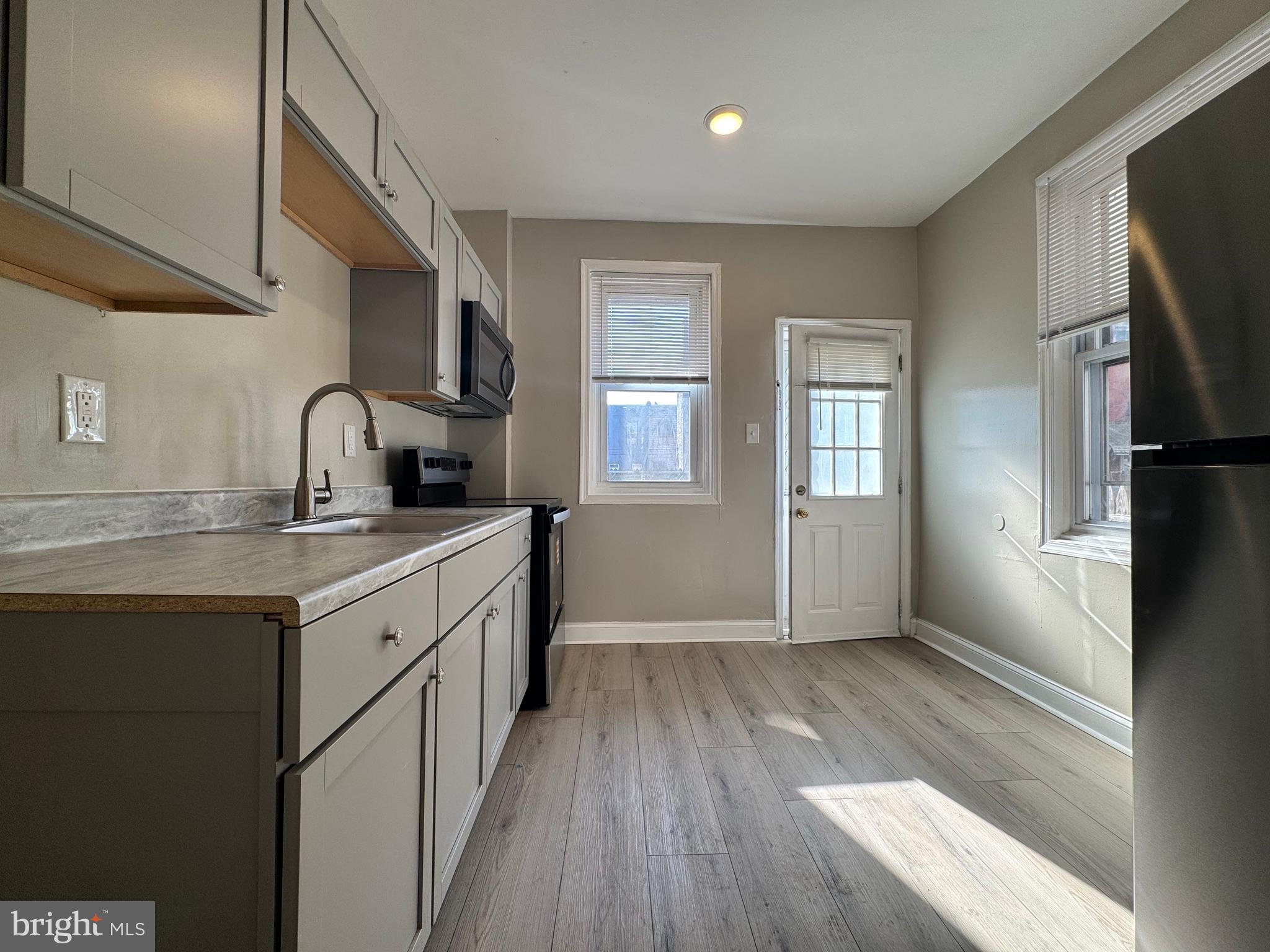 PORT RICHMOND - Residential